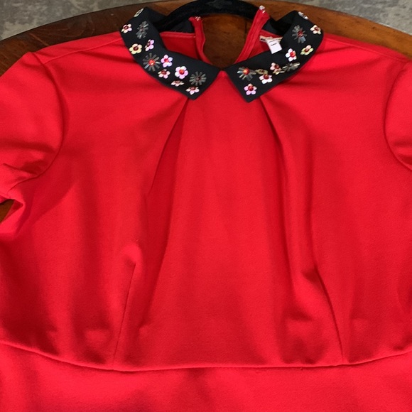 ELLE RED DRESS - Picture 3 of 8